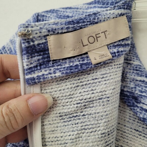 Loft Dress Women 4 Blue Short Sleeve Textured Slightly Discolored Armpits - Picture 7 of 12